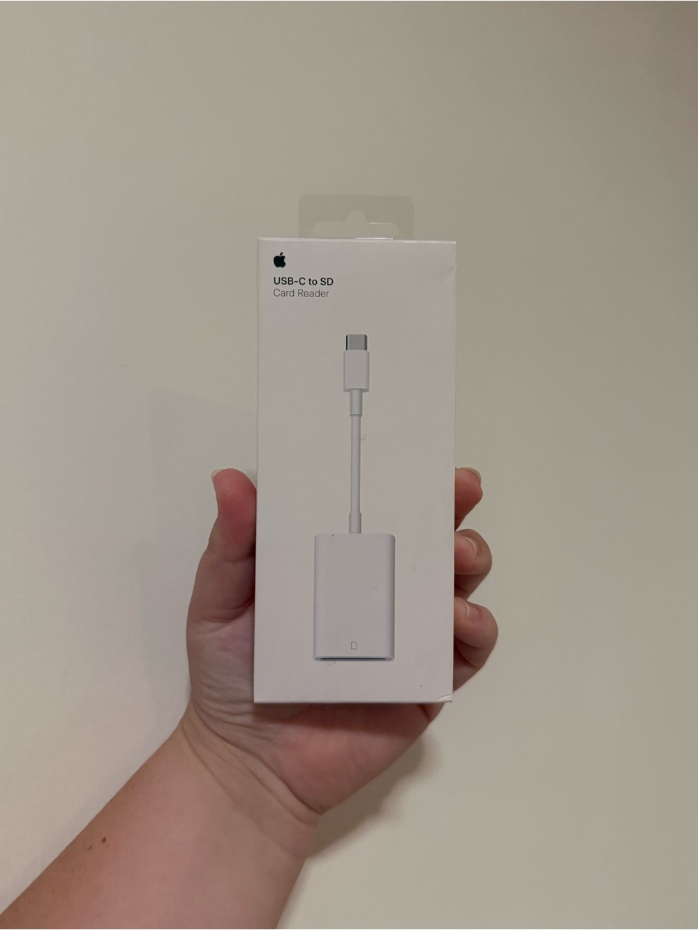 Genuine Apple USB-C to SD Card Reader NWT